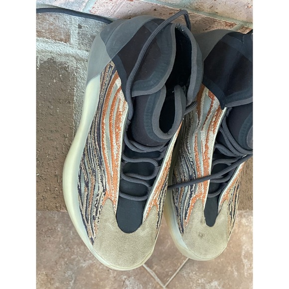 Adidas Yeezy QNTM Amber Tint High Top Sneakers GX1331 Mens Tan Orange Black - Picture 3 of 13